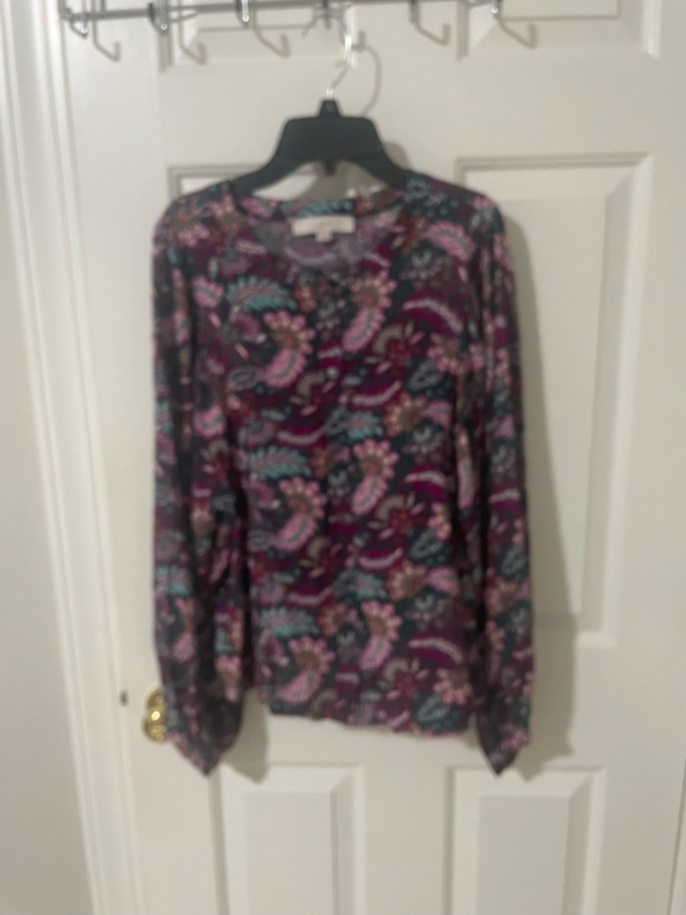 Loft medium top
